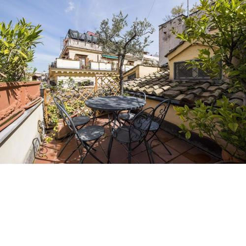 Navona Penthouse Apartment with Terraces