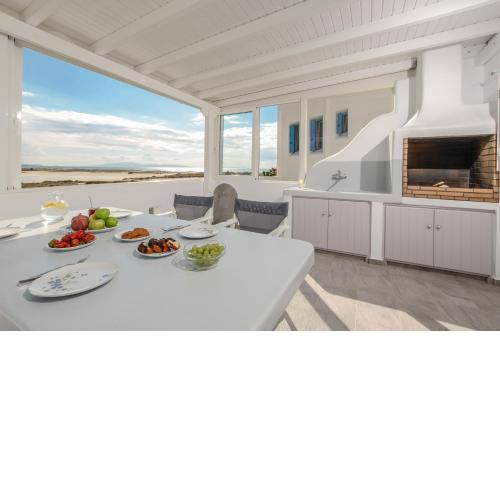 Naxian Wave Seaside Villa