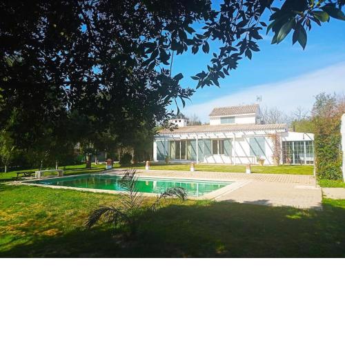 Near to city center of Sevilla. 3 nights minimum.