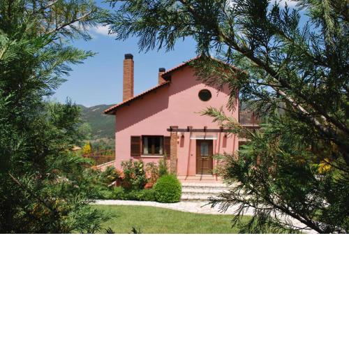 Nefeli Guesthouses