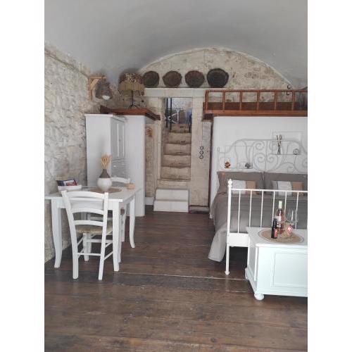 Nel Vico Antico