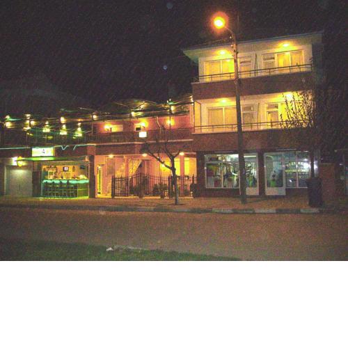 NELLY Guest House