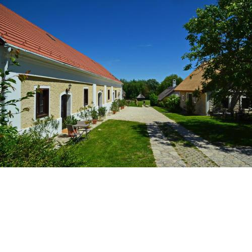 Nemespécsely Udvarház