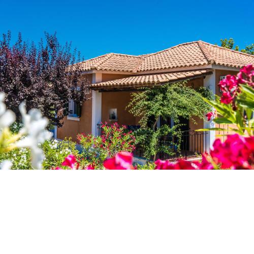 Nemorosa Holiday Houses