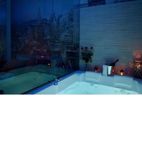 Nephele Luxury Suite