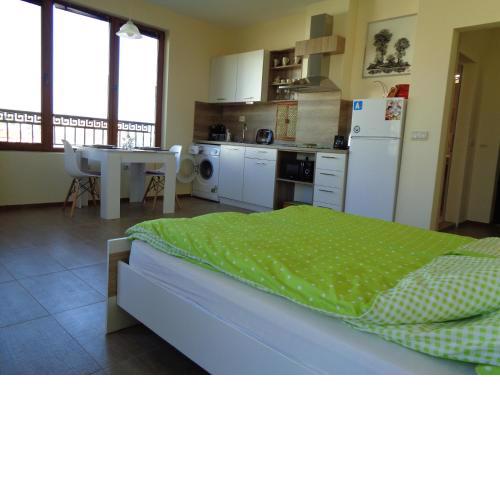 Nereya Palace Studio Mona