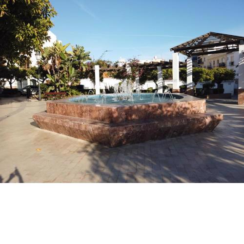 Nerja Orange Square