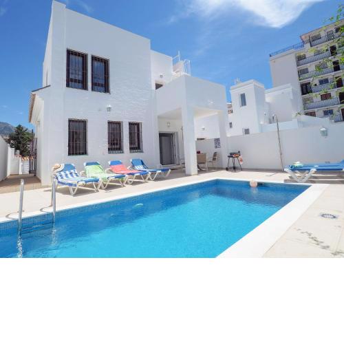 Nerja Paradise Rentals - Villa Perla