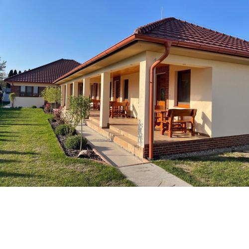 Néró Apartman