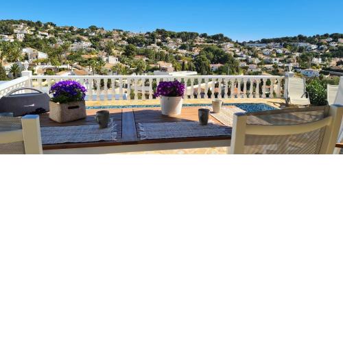 Neu renovierte Villa mit privatem Pool fußläufig zum Meer