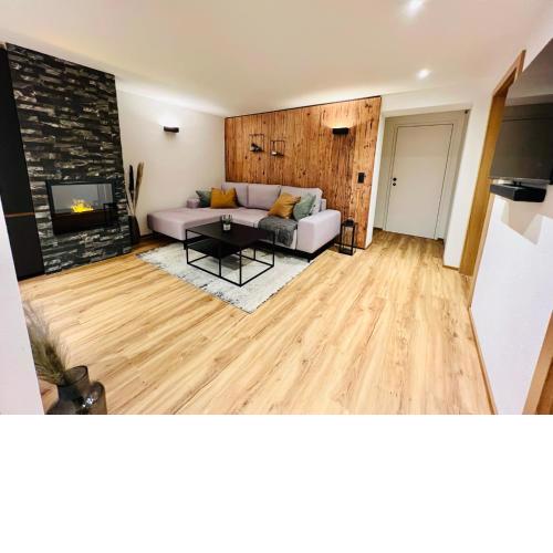 Neues Berg-Appartement mit herrlichem Ausblick