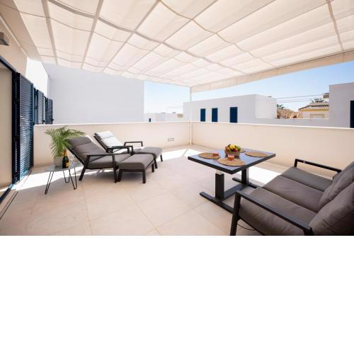 NEW - Modern Apartment Max Beach Golf with sunny terrace - side sea view!