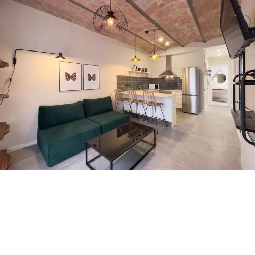 New 2 bedroom apartment in Plaza España