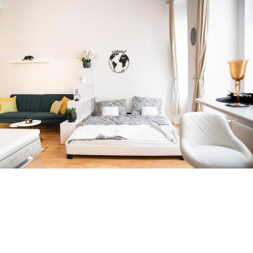 NEW apartment dohany street