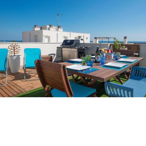 NEW APARTMENT WITH BIG TERRACE 9 Min WALK TO BEACH 6 MIN SUPERMARKET