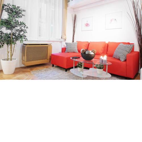 New Astoria Apartment