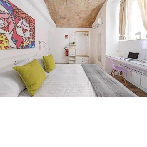 NEW-BIG Honey Colosseum 4bdr + 2sofa bed A/C