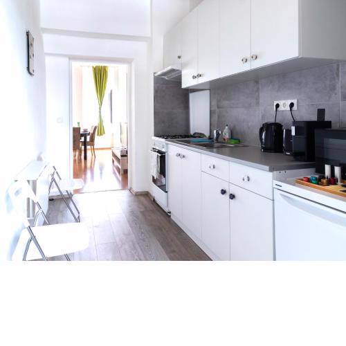 New & Central Märzstraße City Apartment
