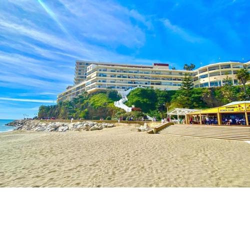 New Fabulous Beachfront