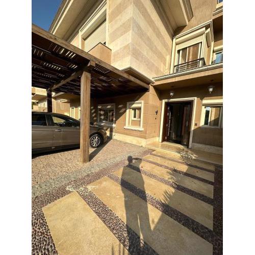 New Giza villa with private pool