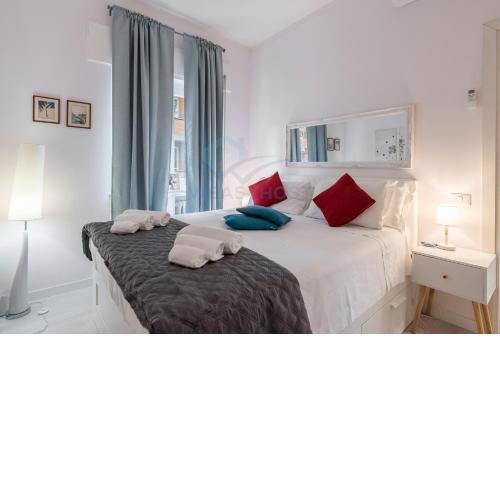 NEW in Rome! Little candy apt in Vatican