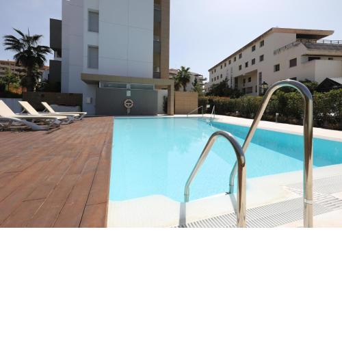 New Modern 3 Bed Apartment Puerto Banus
