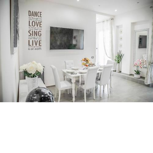 NEW MOON LUXURY APARTMENT