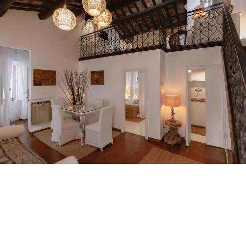 New Navona Home