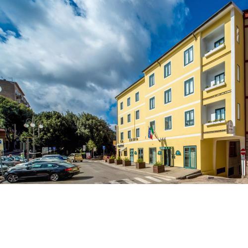 New Petit Hotel