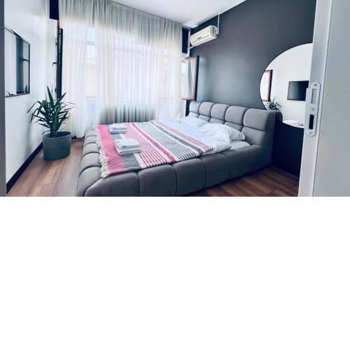 NEW RENOVATED 3 Bedroom 2 Bathroom Laleli