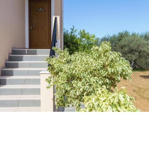 New small 3 apartmentcomplex in village of Prin s near Rethymnon NW coast