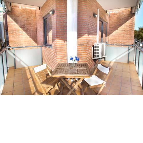 New & Sunny Apartment