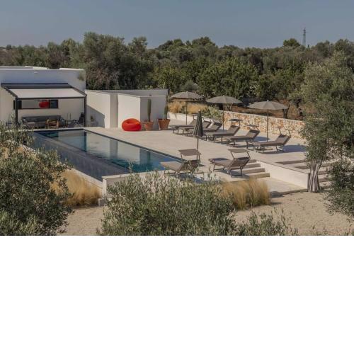 New Villa Aspri with Infinity Pool 1km from the sea