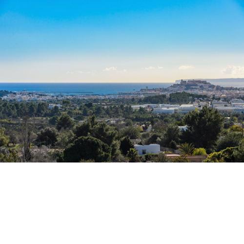 New! Villa Romero Renovated