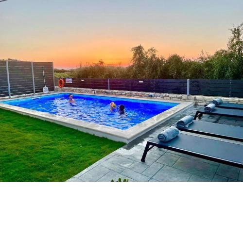 NEW Villa Sheila with private pool