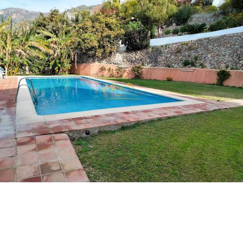 Nice 2 Bedroom Apartment in Frigiliana