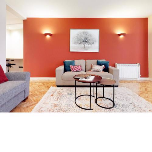 Nice apartment center 2 pax PLAZA SANTA ANA III
