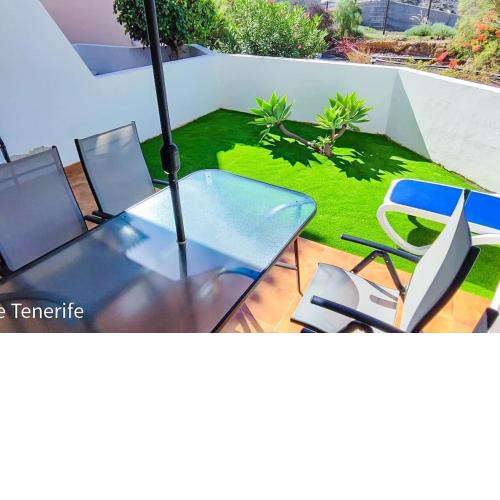 Nice apartment, friendly complex in Tenerife South