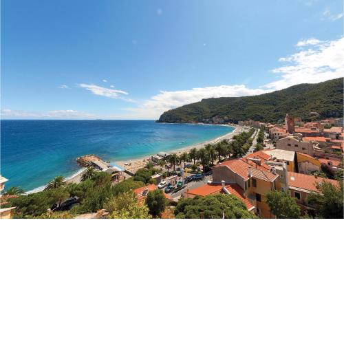 Nice apartment in Albenga with WiFi and 1 Bedrooms