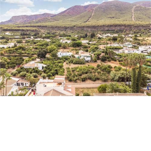 Nice apartment in Alhaurn el Grande with WiFi and 2 Bedrooms