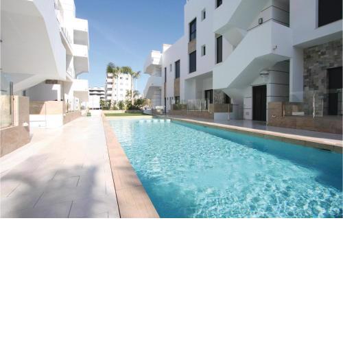 Nice Apartment In Arenales Del Sol With 2 Bedrooms, Wifi And Swimming Pool