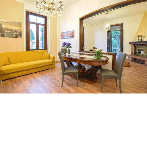 Nice apartment in Casorate Sempione with WiFi and 2 Bedrooms