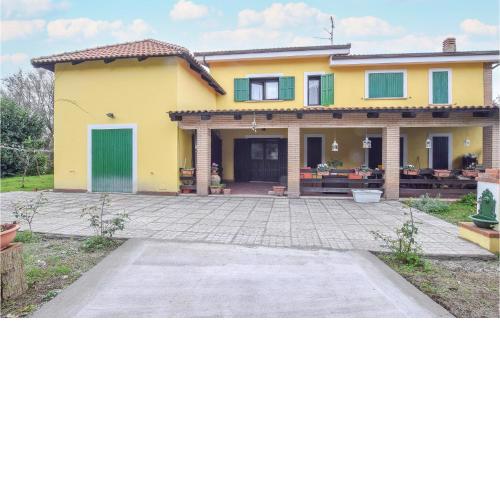 Nice apartment in Drapia with WiFi and 2 Bedrooms