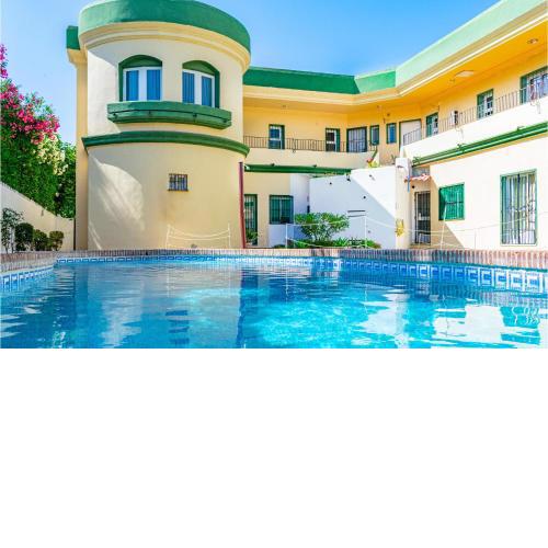 Nice apartment in Estepona with WiFi, Outdoor swimming pool and Swimming pool