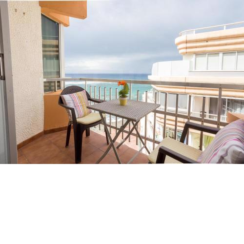 Nice apartment in front the beach