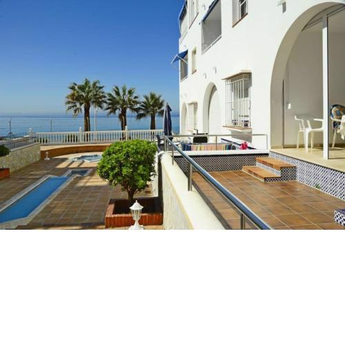 Nice apartment in Fuentes de Nerja