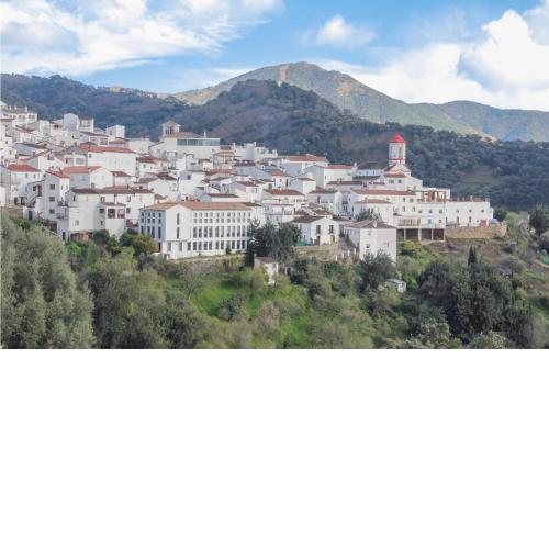 Nice apartment in Genalguacil with 2 Bedrooms, WiFi and Outdoor swimming pool