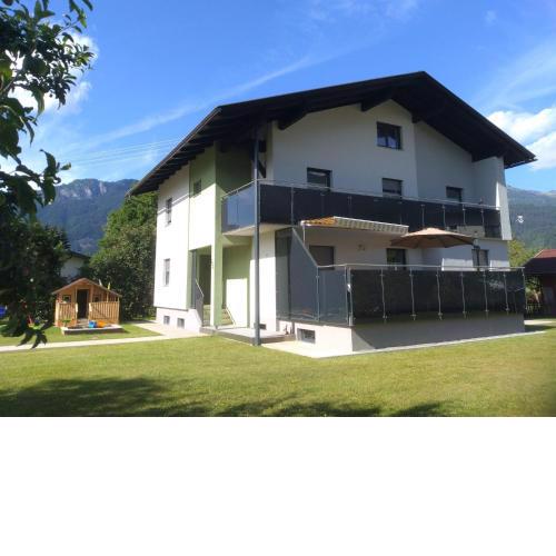 Nice Apartment in K tschach Mauthen with Garden