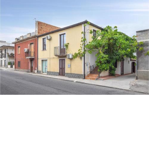 Nice apartment in Locri with WiFi and 1 Bedrooms