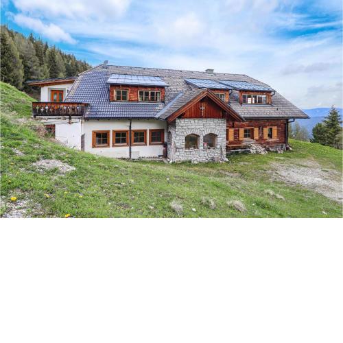 Nice apartment in Mauternhof with Sauna and 2 Bedrooms
